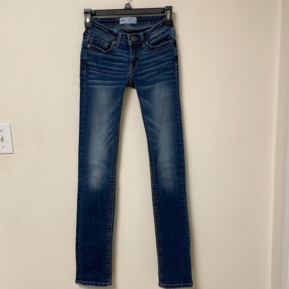 BKE Stella Slim Fit Low Rise Straight Leg Jeans - Picture 6 of 8
